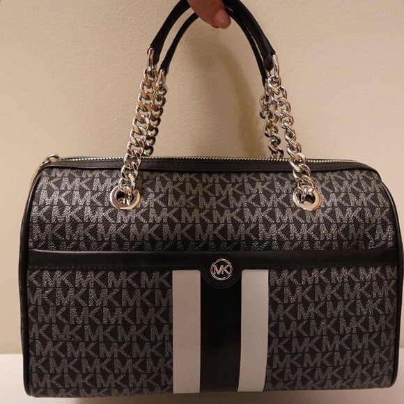 AUTHENTIC BLAIRE MICHAEL KORS DUFFLE SATCHEL